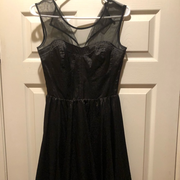 bebe Dresses & Skirts - GUESS Edgy Black Chetah Mini Dress